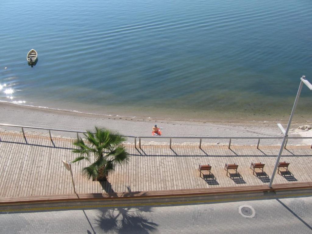 1ª Linea De Mar Con Vista Fantastica Apartment L'Ampolla Exterior photo